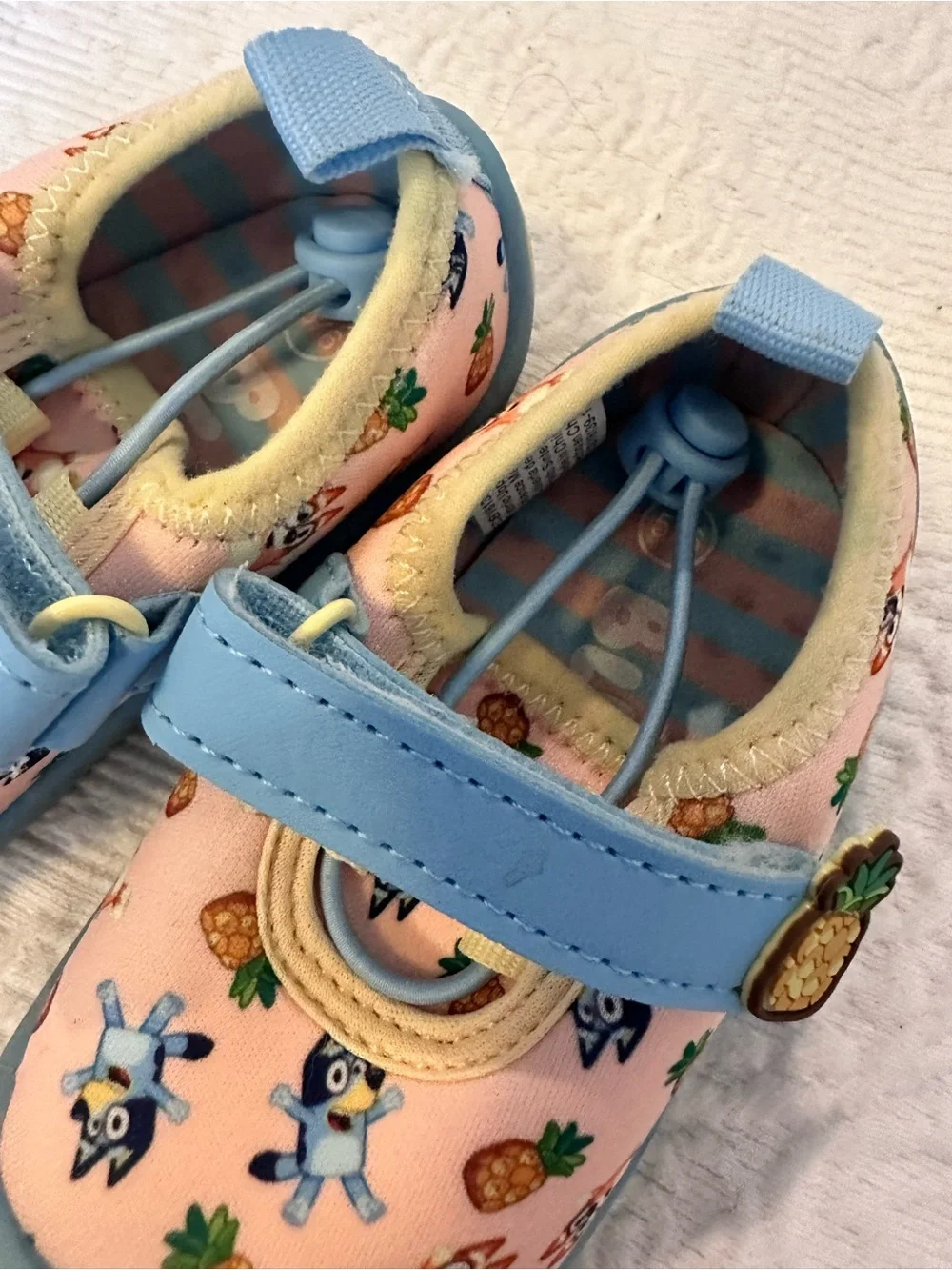 Ground Up Toddler Girl's Bluey Quick-Drying Water Shoes Toggle Lace 5/6 Moccasin
